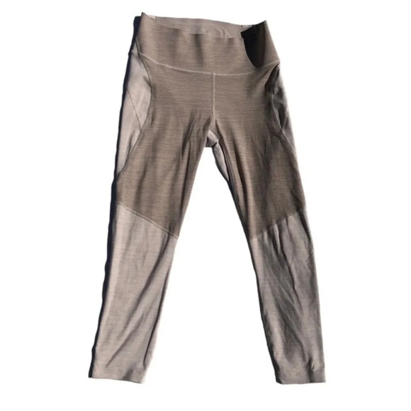 Outdoor Voices Techsweat Two-Tone Kneecap Crop Capri Leggings Size S - Picture 4 of 9